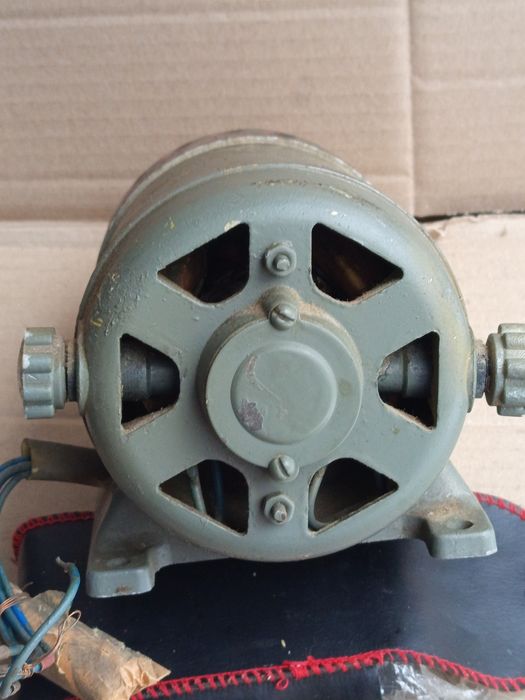 Продам 2 новых электро двигателя СССР,