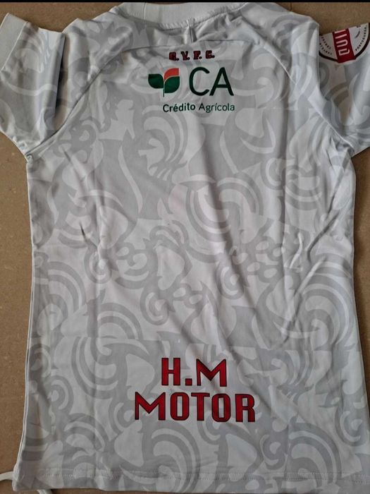 Camisola e calções Gil Vicente NOVOS, Tam. 8 anos