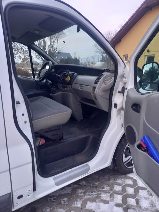 Renault trafic 2.0dci 2008