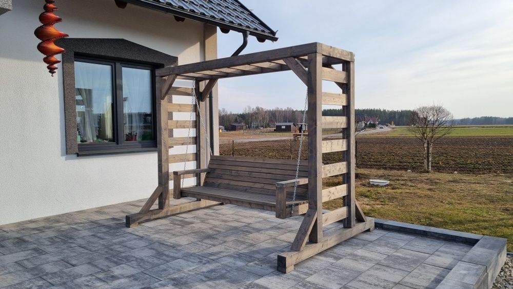 Huśtawka ławka ogrodowa