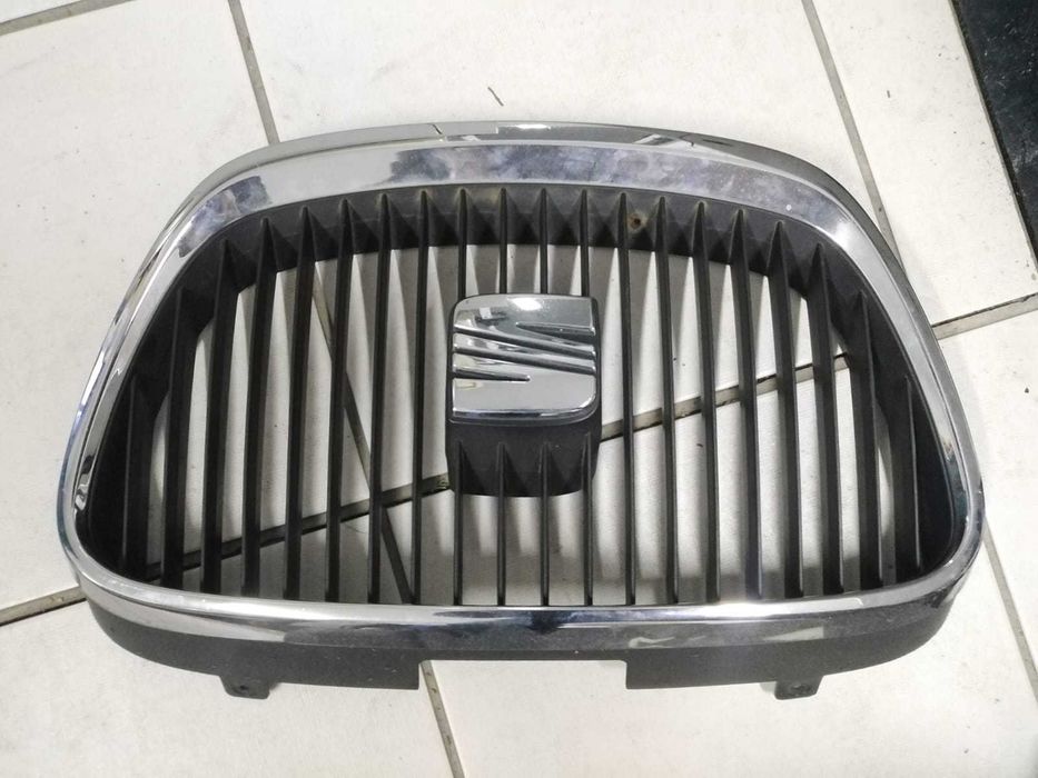Grelha Seat Ibiza