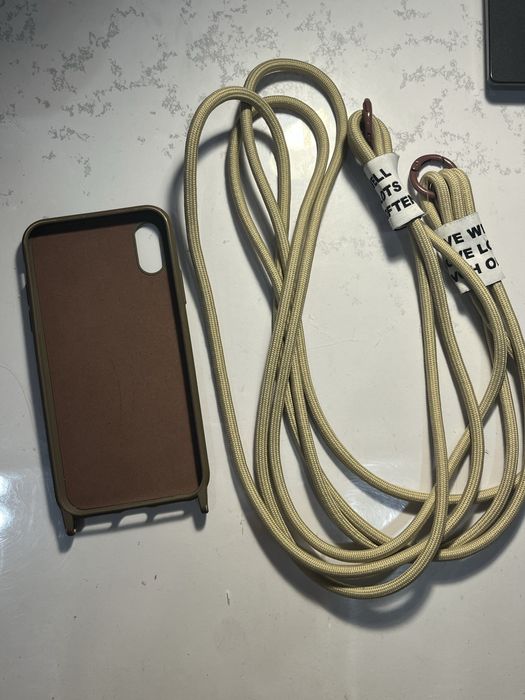 Чохол з ремінцем на Iphone 10xs