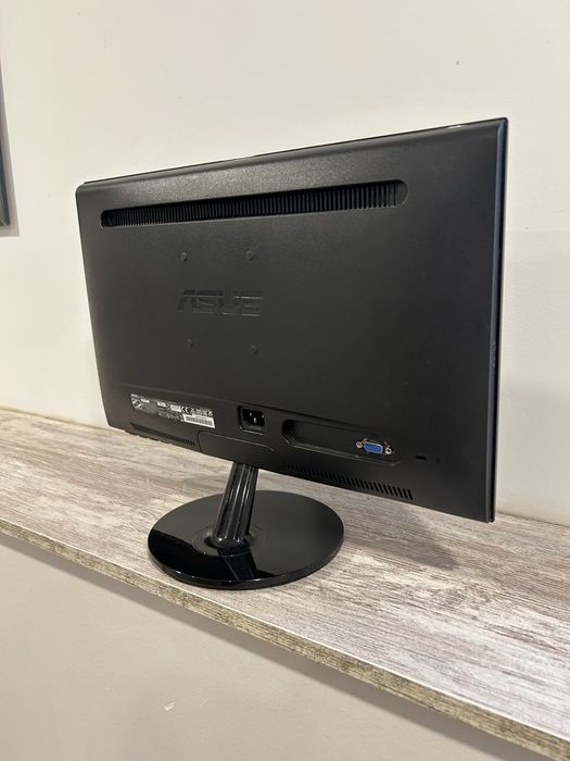 Asus VS197DE 19” 60hz