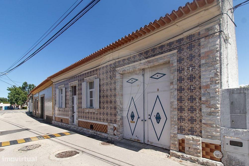 Moradia T5 para venda