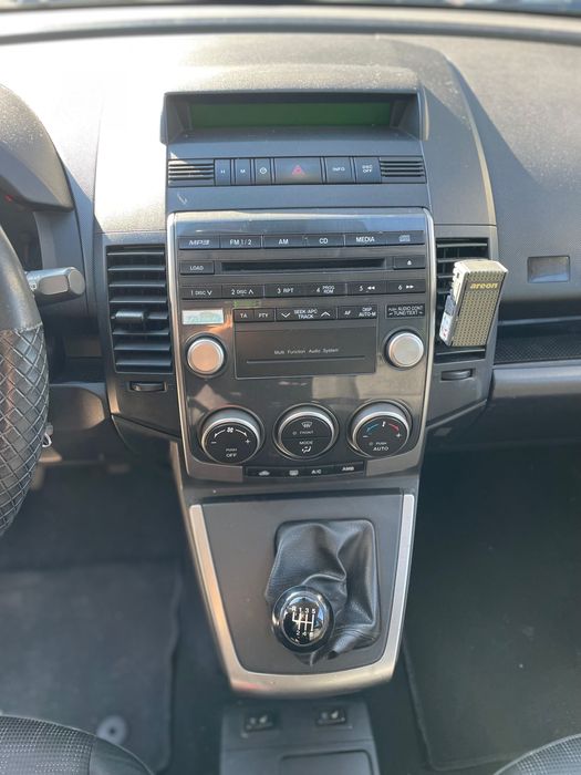 продаж  Mazda 5 2008 року