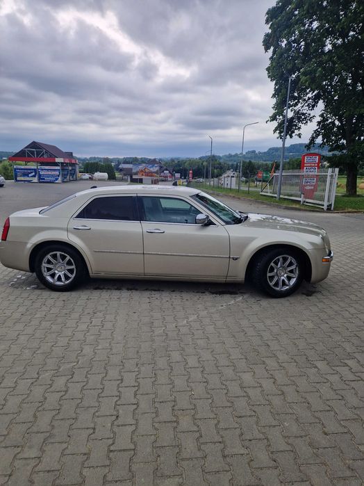 Chrysler 300c 5.7 hemi