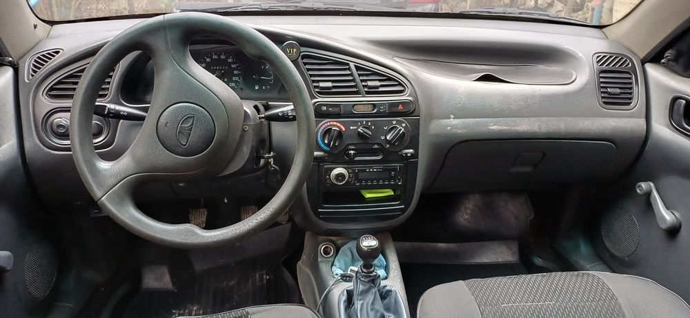 Продаю авто Daewoo Lanos