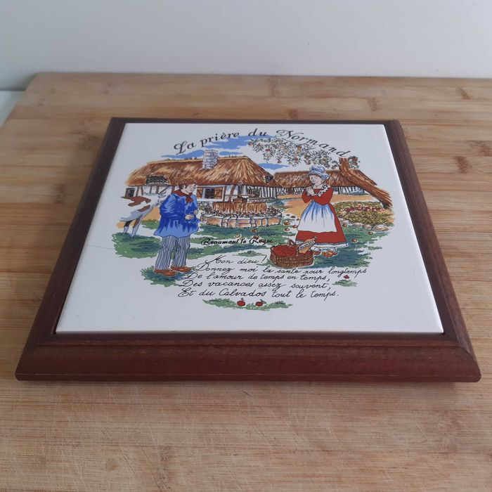 Base p/ Quentes 24x24cm Madeira Azulejo Decor Poema Francês