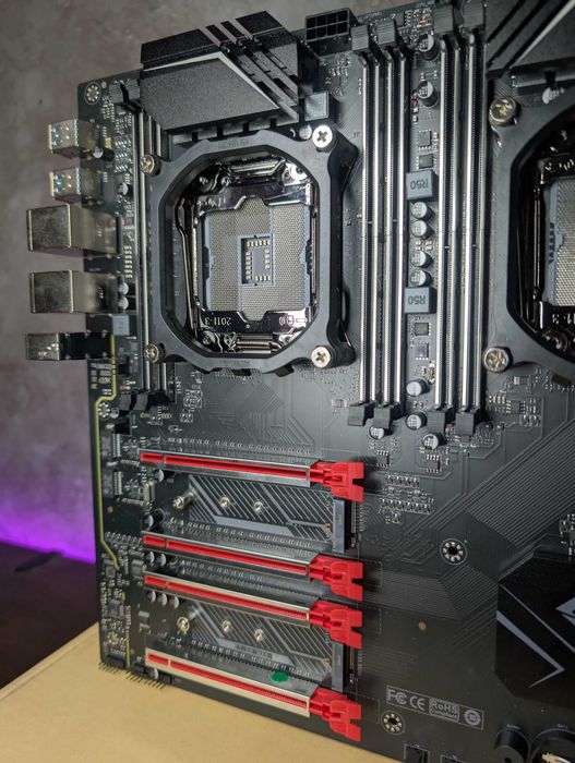 Shnagzhaoyuan X99-D8-MAX (LGA 2011-3) під Intel Xeon v3-v4