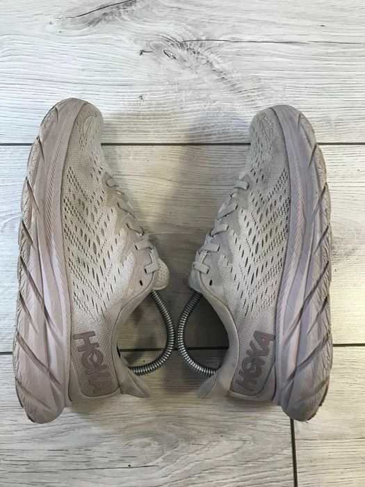 Buty do biegania Hoka One One W Clifton 8 rozm. 36