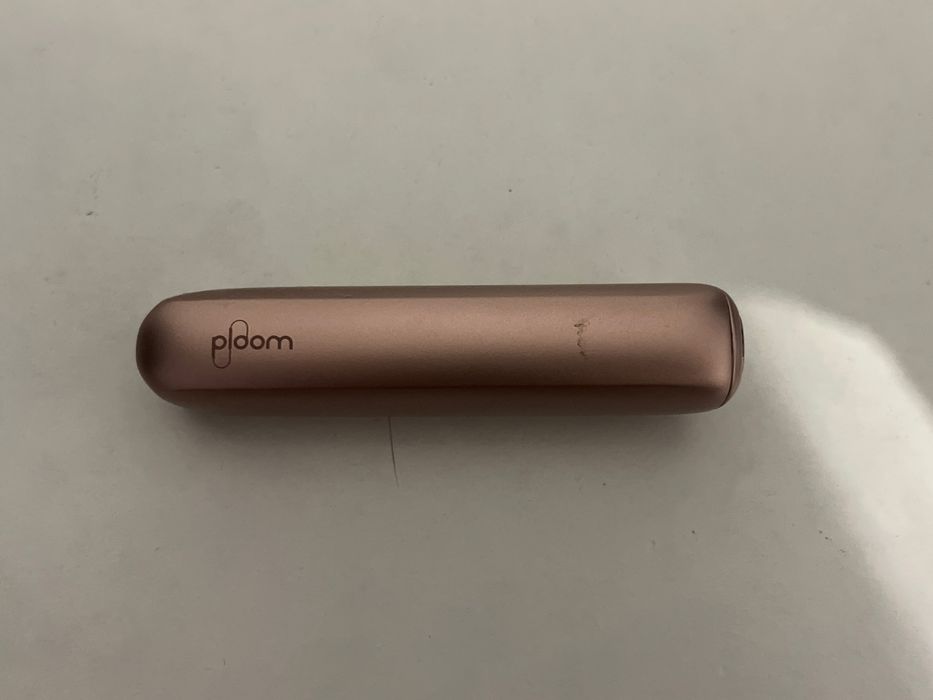 Maquina de tabaco aquecido ploom