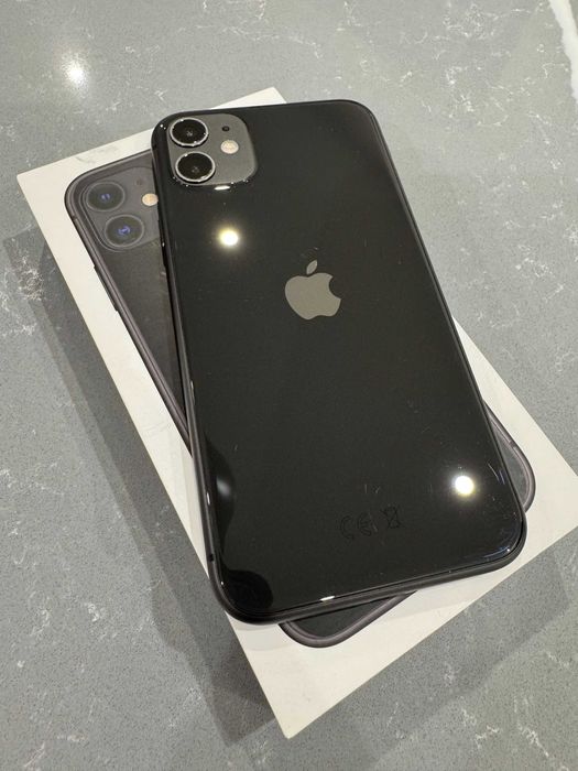 Smartfon Apple iPhone 11 4 GB RAM/128 GB Czarny