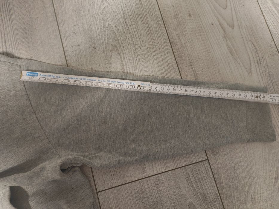 Nike sportowa bluza chłopięca 140