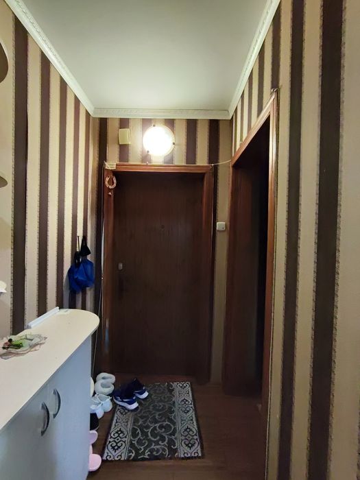 Продається трикімнатна квартира на масиві, в м.Васильків. 48000$