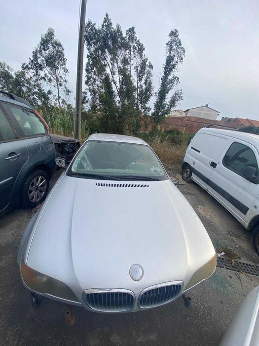 BMW 316ti 1.6 2003 PARA PEÇAS