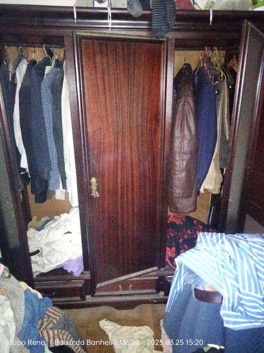 Roupeiro como novo