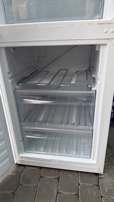 Холодильник б/в WHIRPOOL 200/60/60 Білий Крапельний #07599