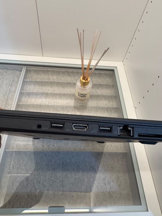 Portátil ThinkPad T480