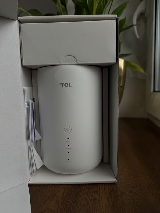 TCL LINKHUB HH130 – nowy router LTE Cat13, internet na kartę SIM