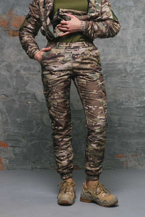 Військова форма жіноча утеплена на флісі камуфляж мультикам.