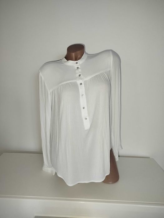 Біла блузка під шию 50-52 розмір віскоза