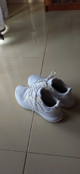 Adidas -Sapatilhas Brancas de senhora - nº. 38 1/2- bx preço