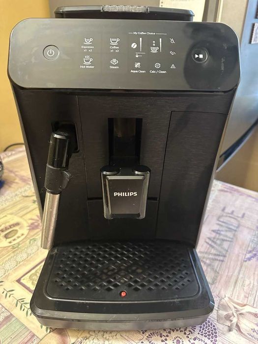 Кавомашина PHILIPS Series 800