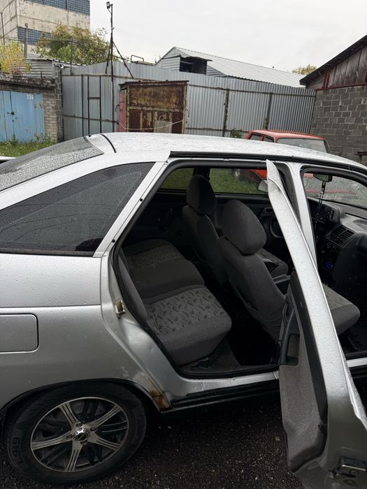 Продам автомобіль Ваз 2112