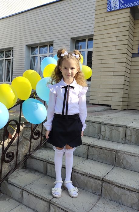 Блуза, сорочка, шорти-юбка на розмір 116см.