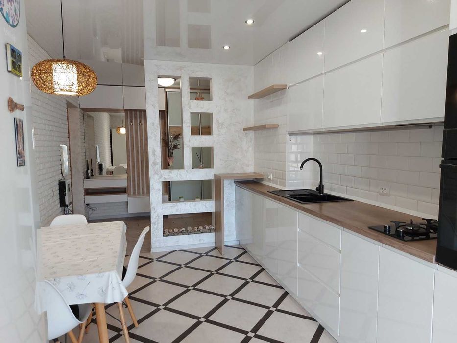 Продаж  2к квартири з автономним опаленням . Піски.  Є- Оселя