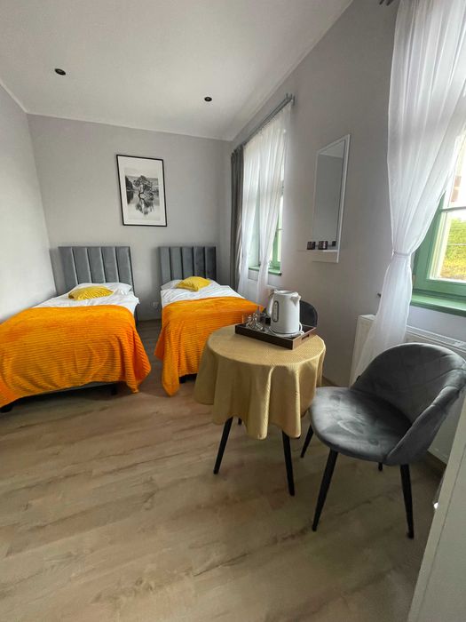 Odstąpię działający krótkoterminowy wynajem pokoi w górach