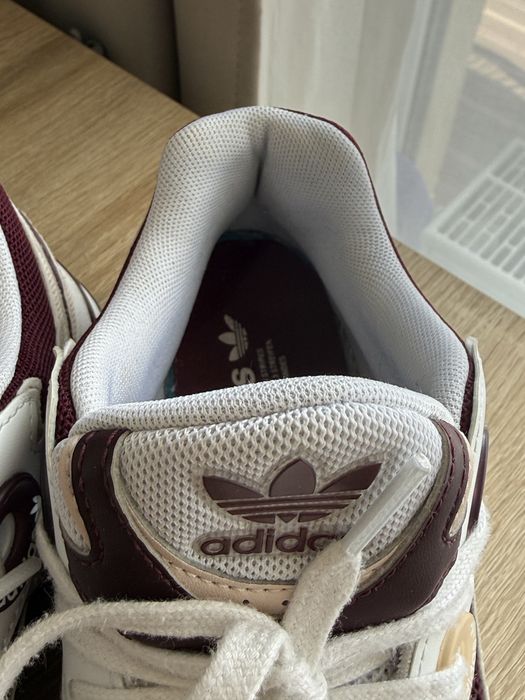 Кросівки Adidas Astir