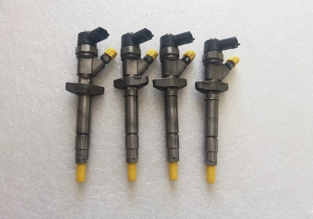 Форсунка 8200704191, 166008052R Continental H8201100113 166006212R для Dacia Nissan Renault, Kangoo, Megane, Laguna, Scenic, Flunce 1.5 dCi  1.6 2,0