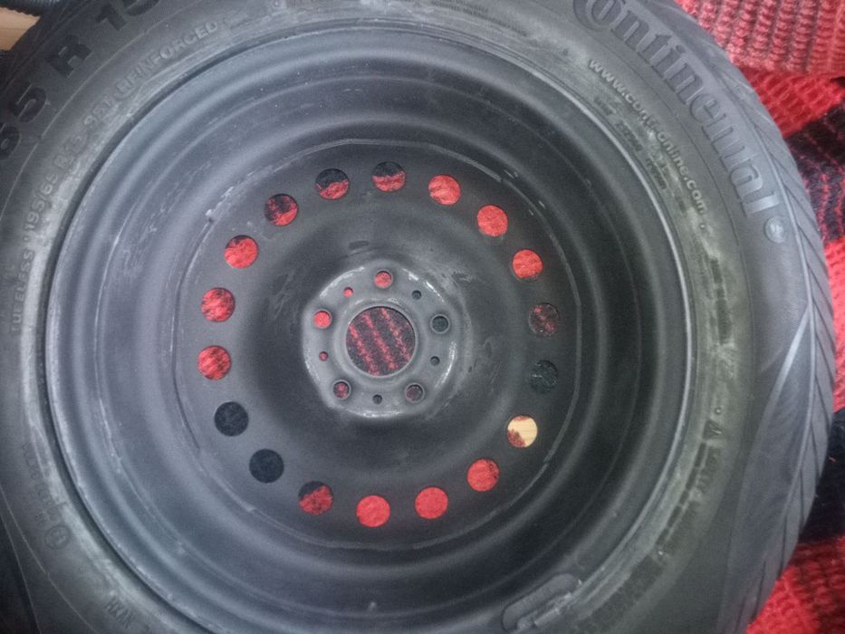 Продам запаску летнюю