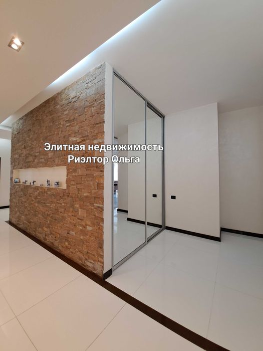 4-х спальн. ЖК "Корона Новой Аркадии /ул. Генуэзская/ Свет есть всегда