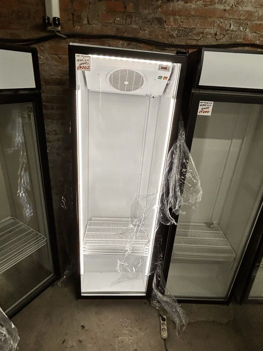 UBC Dynamik plus Klimassan Витрина для напитков десертов