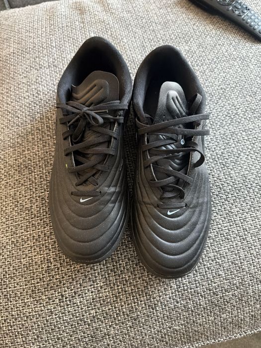 Chuteiras Nike Turf / Relva Sintética – Tam. 42,5