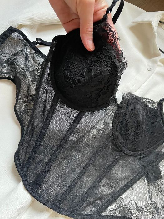 Nowy gorset koronkowy