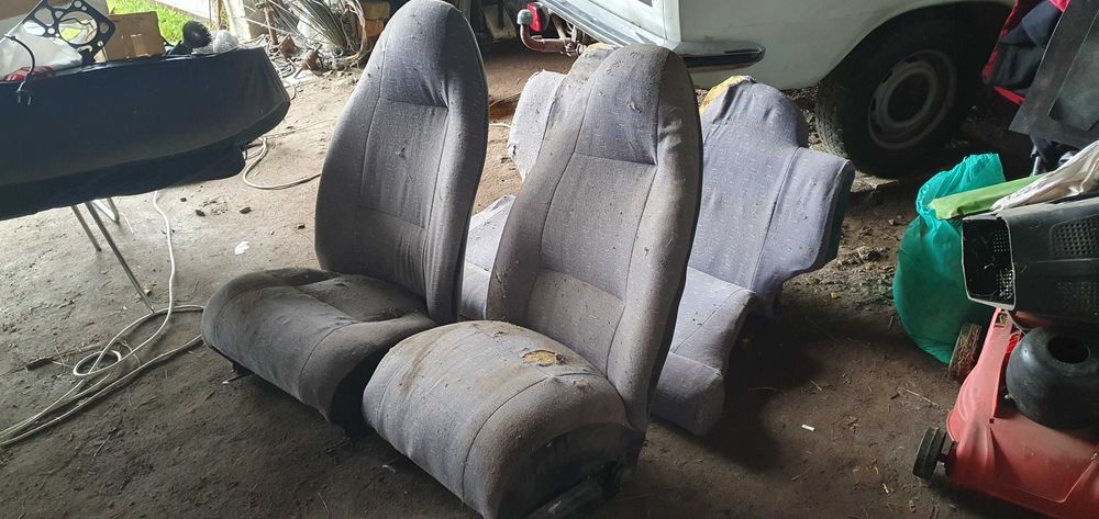 Fotele Lotnicze Fiat 126p. Komplet do remontu