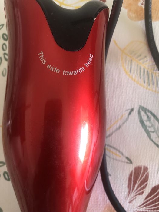 Maquina de cabelo para fazer carrocois novo sem embalagem