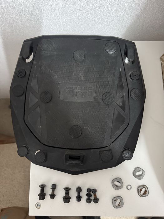 Base Givi Trekker