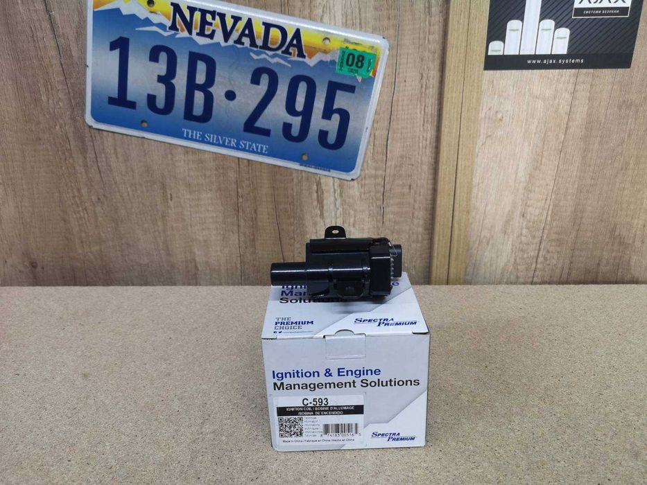 Котушка запалювання Cadillac Escalade Chevrolet Silverado Hummer H2