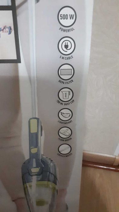 Скидка! Ручной легкий пылесос Sturm в рабочем состоянии.