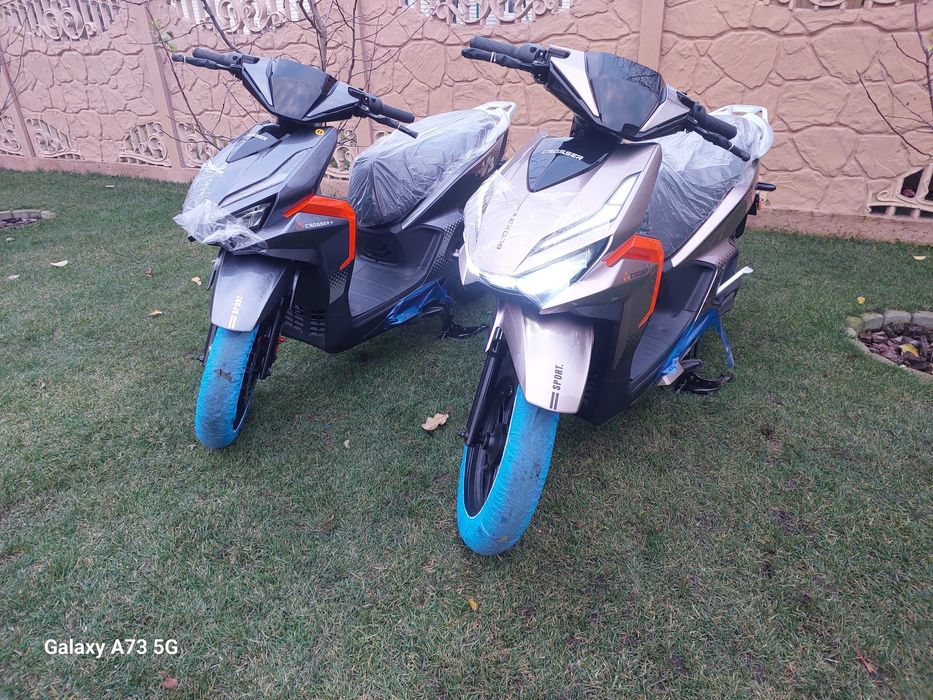 Електроскутер Crosser V3  2500W  72V-35А ДОСТАВКА І ГАРАНТІЯ НАЯВНОСТІ