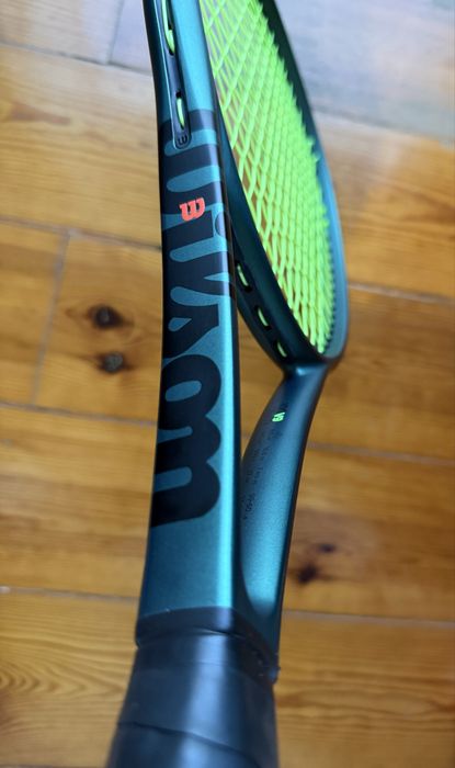 Racket Wilson Blade V9 100