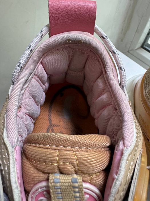 Продам Versace кросівки б/у