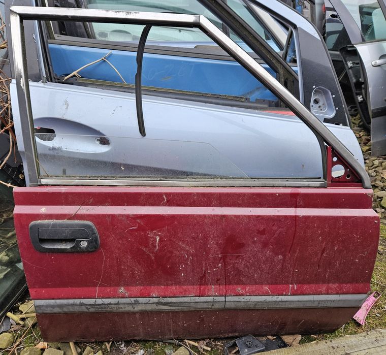 Polonez Atu Truck prawe przednie drzwi