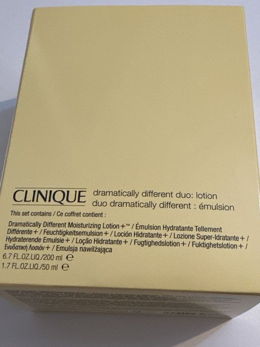 Clinique Dramatically Different Duo: Lotion 200 ml + 50ml