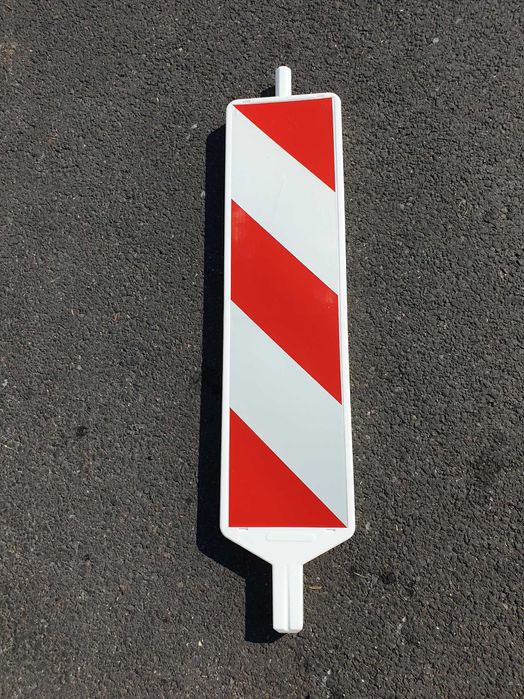 Skrajnia U21 ze stopą najazdową 77cm - Zestaw - Zabezpieczenia Drogowe