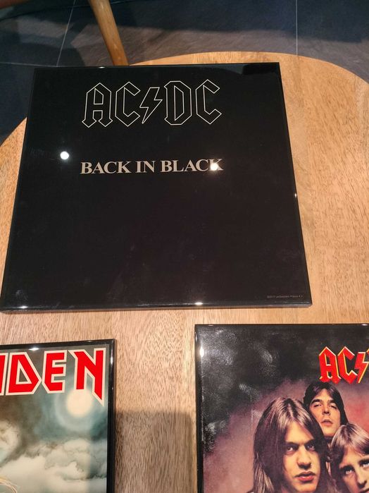 Placas de vinil Iron Maiden AC DC e Pink Floyd